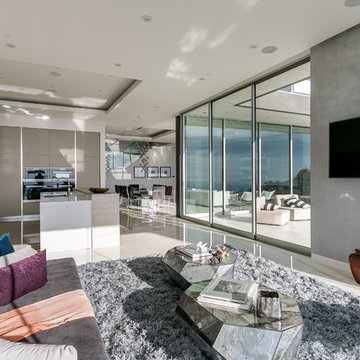Modern House with breathtaking view. Hollywood Hills.