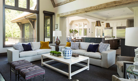 Houzz Tour: Reclaimed Wood Warms a Refined New Home