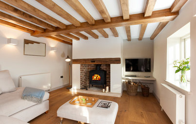 Houzz Tour: An Old Cottage is Sensitively Restored and Updated