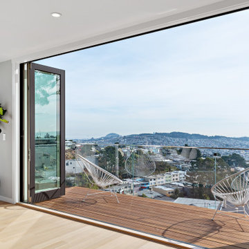Modern San Francisco Dwelling Enjoys Indoor/Outdoor Living with Folding Doors