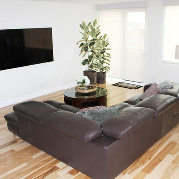 Modern Seaside Living Room