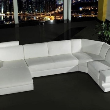 Modern White U Shape Leather Sectional with Chaise
