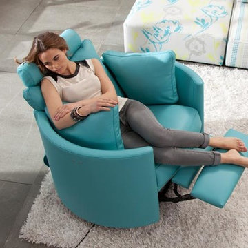 Moon Chair Power Recliner by Famaliving California
