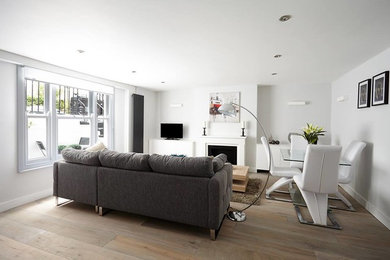 Design ideas for a contemporary living room in Buckinghamshire.