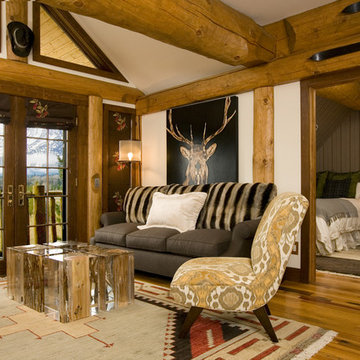 Mountain modern Living Room - Grace Home Design