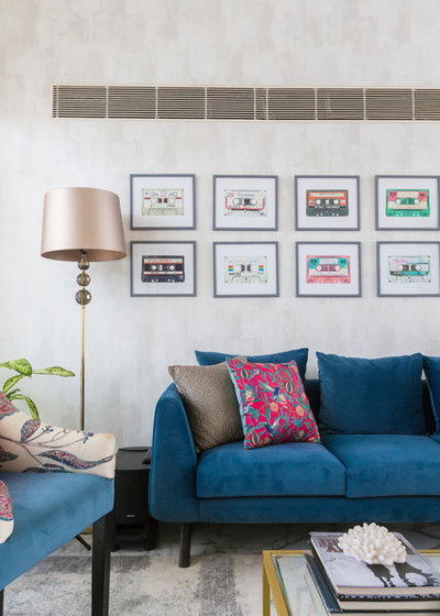 Best Ways to Decorate the Wall Behind the Sofa