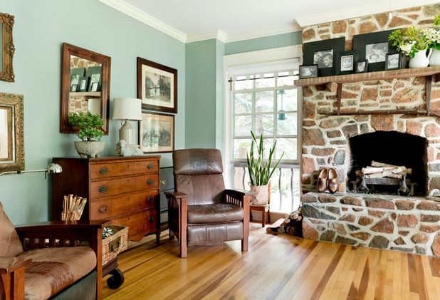Traditional Living Room by Rikki Snyder