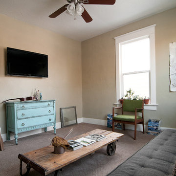 My Houzz: Eclectic Repurposing Fits First-Time Homeowners in Utah