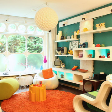 My Houzz: Plastic Is King in an Out-of-This-World Home