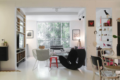 Inspiration for an industrial living room remodel in Tel Aviv
