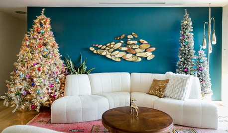 My Houzz: Sparkly Christmas Touches in a Midcentury Texas Home