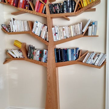 My wife loves trees and books: a tree bookshelf was born