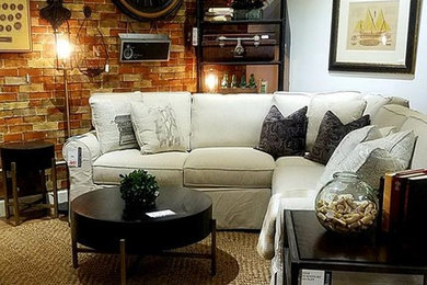 Inspiration for a timeless living room remodel in Orlando