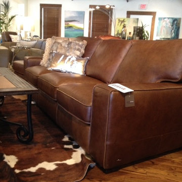 Natuzzi Leather Sofa (Austin & Houston)