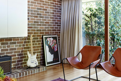 Photo of a midcentury living room in Sydney.