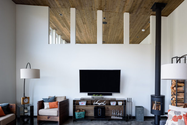 Living Room by Dan Nelson, Designs Northwest Architects