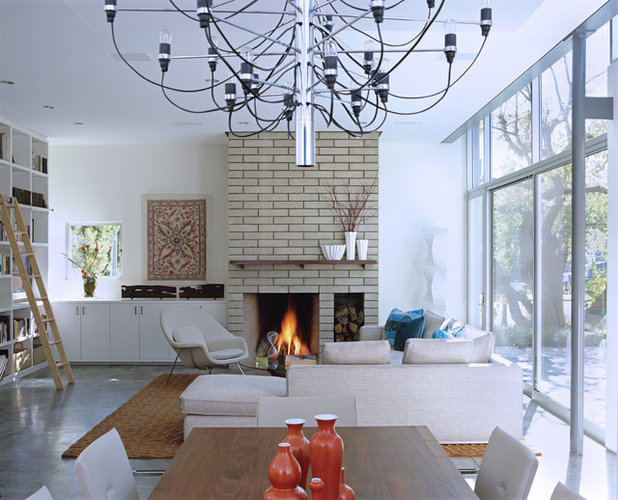 Modern Living Room by Paul Davis Architects