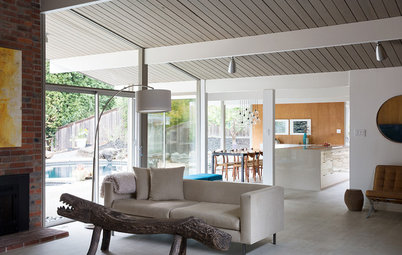 Houzz Tour: Updating an Eichler While Preserving Its Spirit
