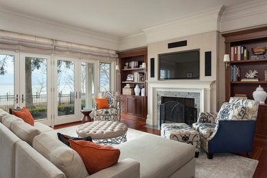 Inspiration for a classic living room in Toronto.
