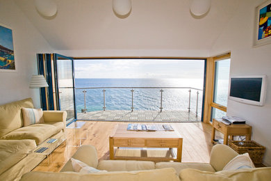 Photo of a coastal living room in Cornwall.