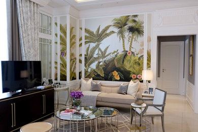 Diseño de salón abierto ecléctico grande con paredes blancas, suelo de mármol, televisor independiente y suelo beige