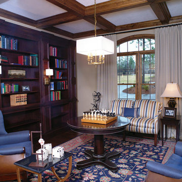Open Concept Family Friendly Home: Library