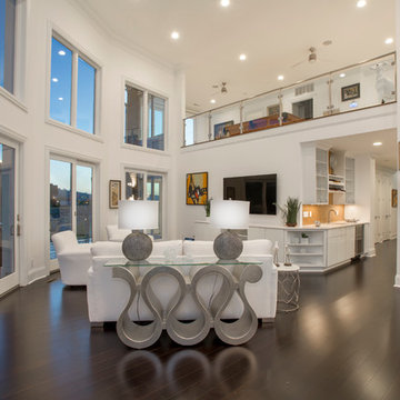 Open Floor Plan- Kitchen-Livingroom, Loft