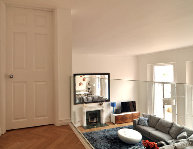 Contemporary Living Room by Kia Designs