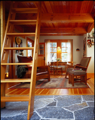 Rustic Living Room by Vandervort Architects