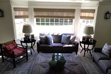 Ejemplo de salón para visitas cerrado clásico renovado grande sin chimenea y televisor con paredes beige, moqueta y suelo gris