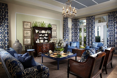 Foto di un grande soggiorno classico chiuso con sala formale, pareti beige e moquette
