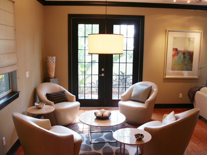 Open - Contemporary Living Room