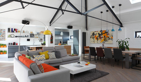Houzz Tour: Updates for a Penthouse in an Old London Schoolhouse