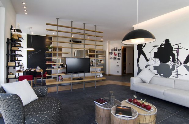 Modern Living Room by Neslihan Pekcan/Pebbledesign