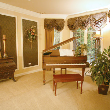 Piano Room/Living Room