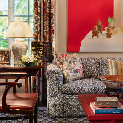 Inspiration for a timeless living room remodel in Philadelphia with beige walls