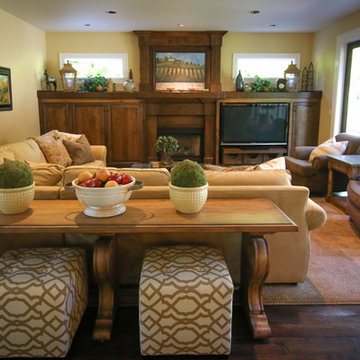 Raleigh Hills Kitchen Family Room
