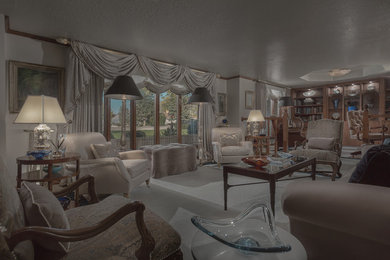 Пример оригинального дизайна: большая парадная, открытая гостиная комната в классическом стиле с бежевыми стенами и ковровым покрытием без камина, телевизора