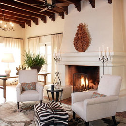 https://www.houzz.com/photos/rancho-santa-fe-early-california-style-hacienda-mediterranean-living-room-san-diego-phvw-vp~11308293