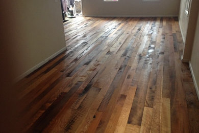 Reclaimed Mix-Species hardwood floor