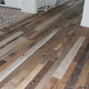 Reclaimed Oak Wide Plank & Chevron Pattern