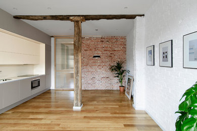 Example of a minimalist living room design in Bilbao