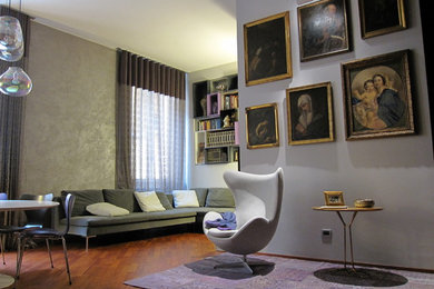 Design ideas for a bohemian living room in Bologna.