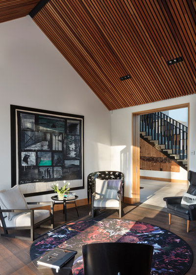Contemporary Living Room by PRau - Phil Redmond Architecture & Urbanism