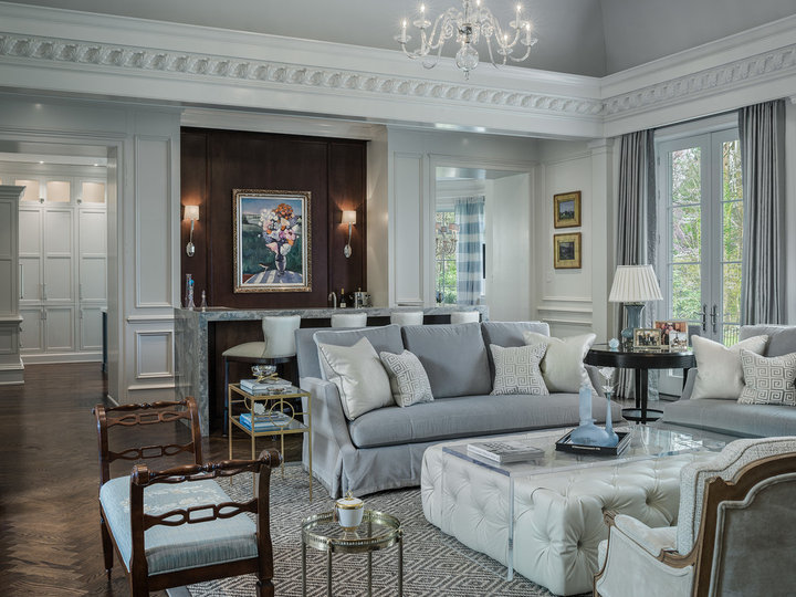 Traditional Living Room