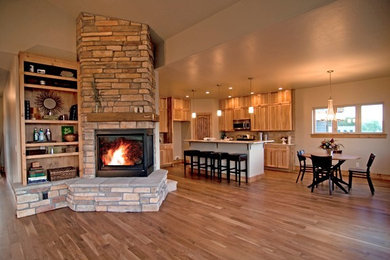 Design ideas for a medium sized classic living room in Denver.