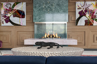 エドモントンにあるラグジュアリーな中くらいなコンテンポラリースタイルのおしゃれなLDK (白い壁、淡色無垢フローリング、石材の暖炉まわり、ベージュの床) の写真