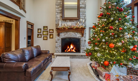 Show Us Your Twinkling Christmas Tree!