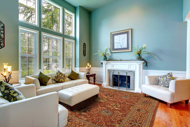 Design ideas for a large traditional enclosed living room in New York.