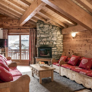 Salon montagnard dans un chalet